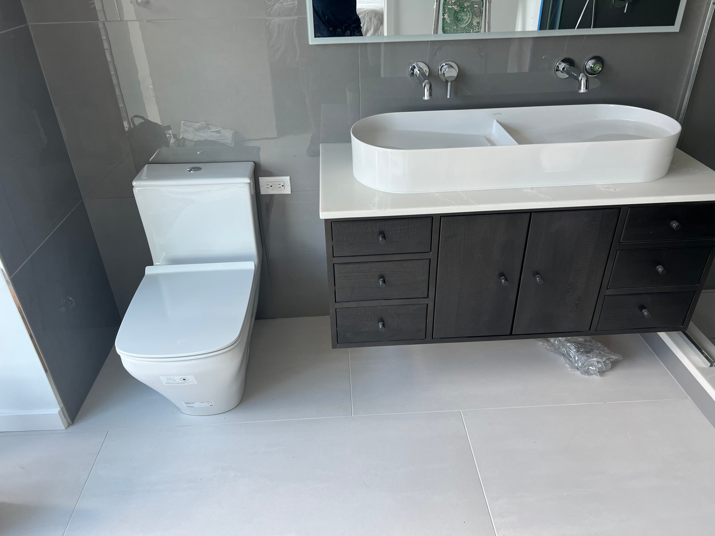 F20E98BC-8B9A-4C1B-A453-23FA66B94170