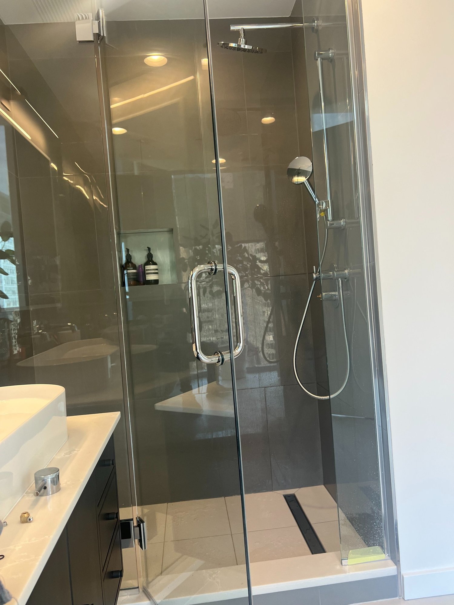 walking shower design